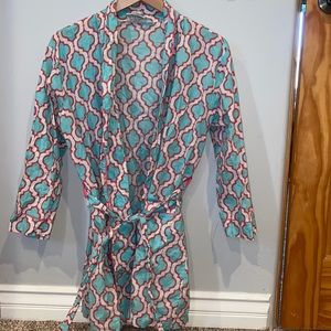 Malaise Bay short robe
